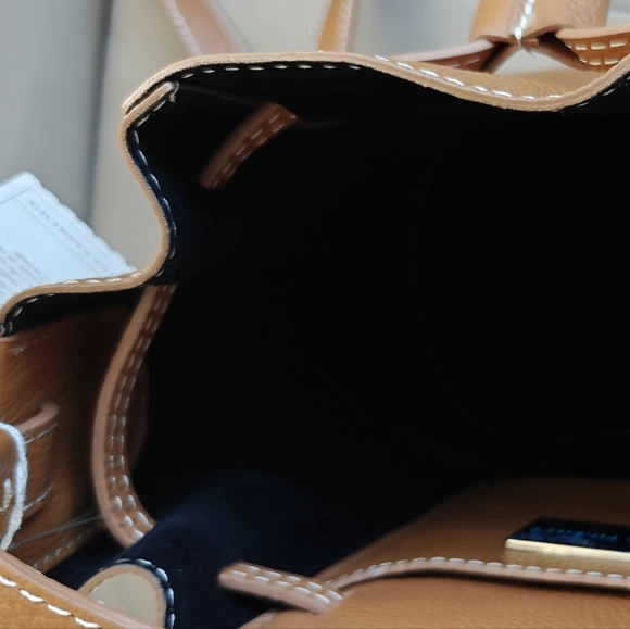 Brand New With Tags Genuine Leather Bag - Picture 14 of 15